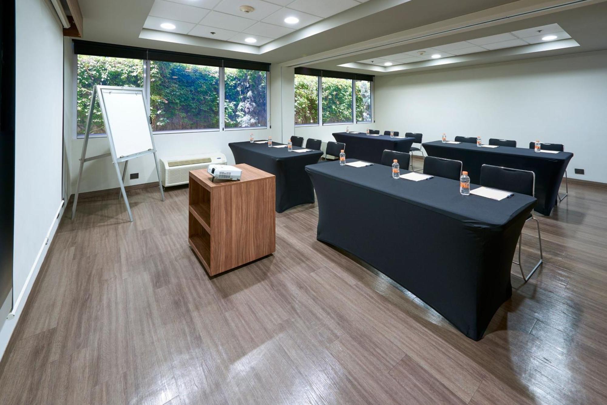 City Express By Marriott Saltillo Norte Exterior foto